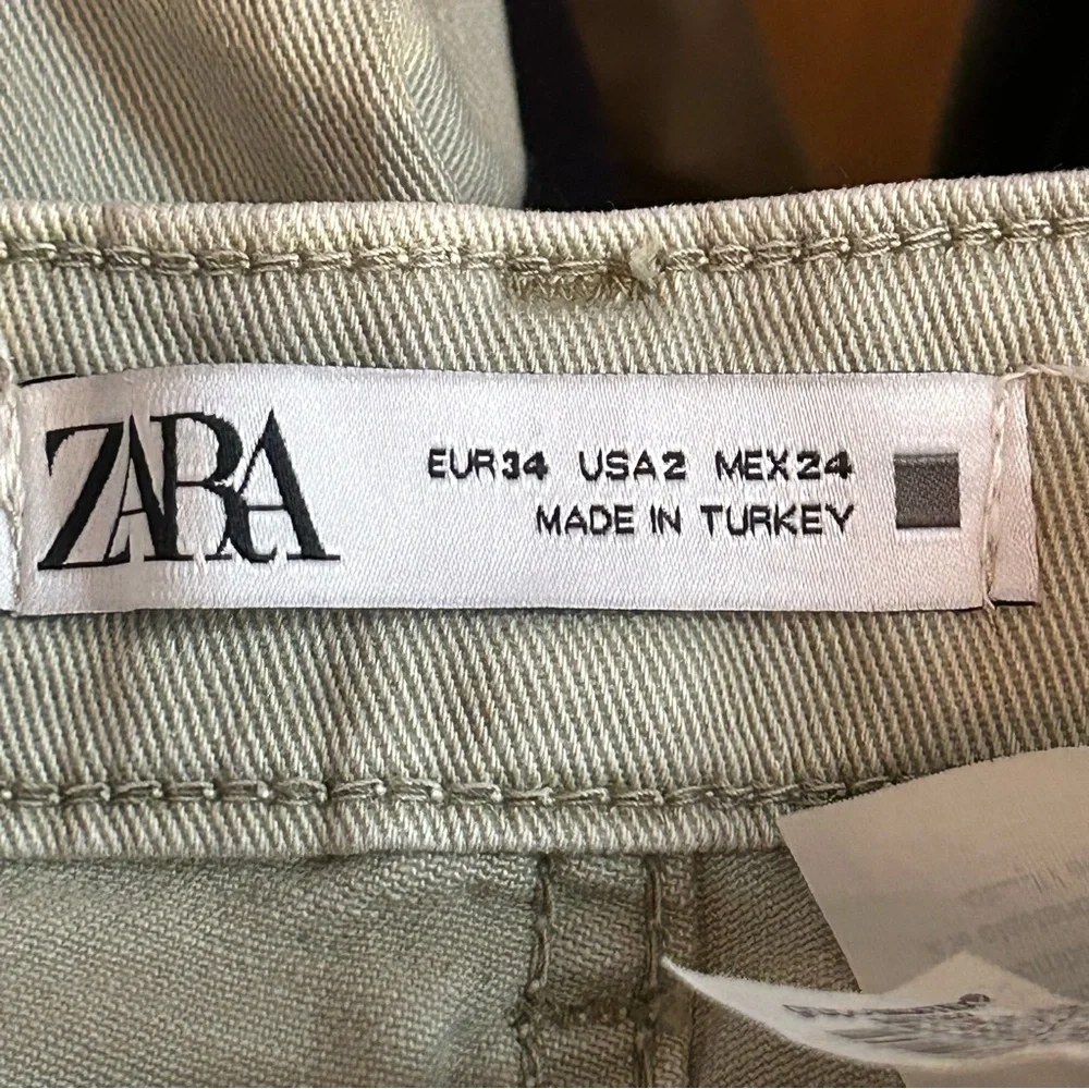 EUC Zara Wide Leg Denim - SZ 2